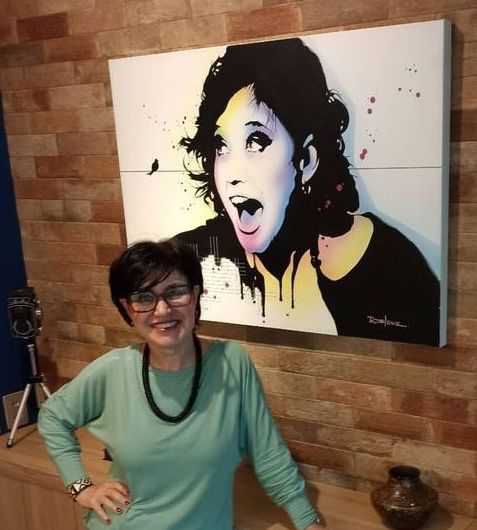 Claudia Viana e o quadro