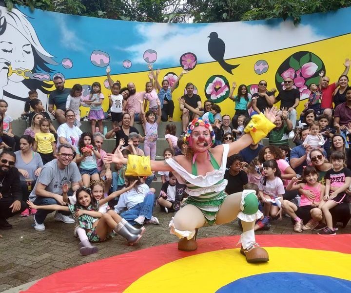 eventos em frente ao mural