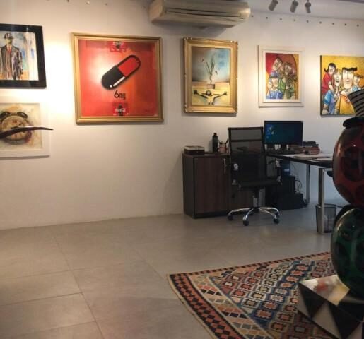 obras na galeria Marcelo Neves Art Gallery