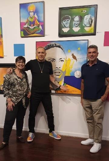 DeLone e galeristas de Santos