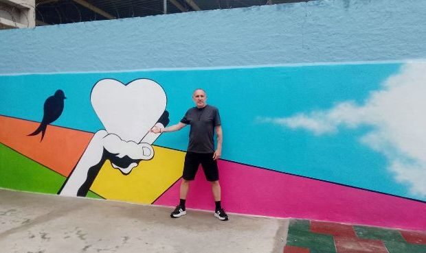 O coração do mural da UME Lydia Federici